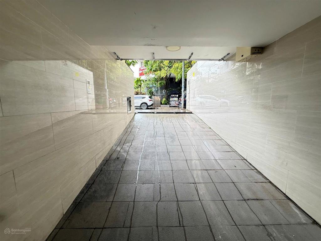 Kẹt tiền tôi chính chủ bán gấp giảm 8 tỷ  nhà phố căn góc 7.5x20m & 2 mặt tiền kdc him lam q. 7