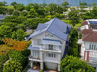 Bán chính chủ biệt thự 13x18m sang trọng tại khu dân cư sadeco ven sông đẳng cấp bậc nhất quận 7