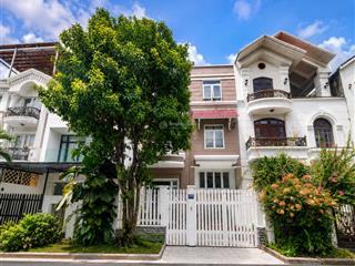 Bán biệt thự nam thiên 1  phú mỹ hưng  2 mặt tiền view công viên dt 8x18m nhà đẹp giá 58 tỷ