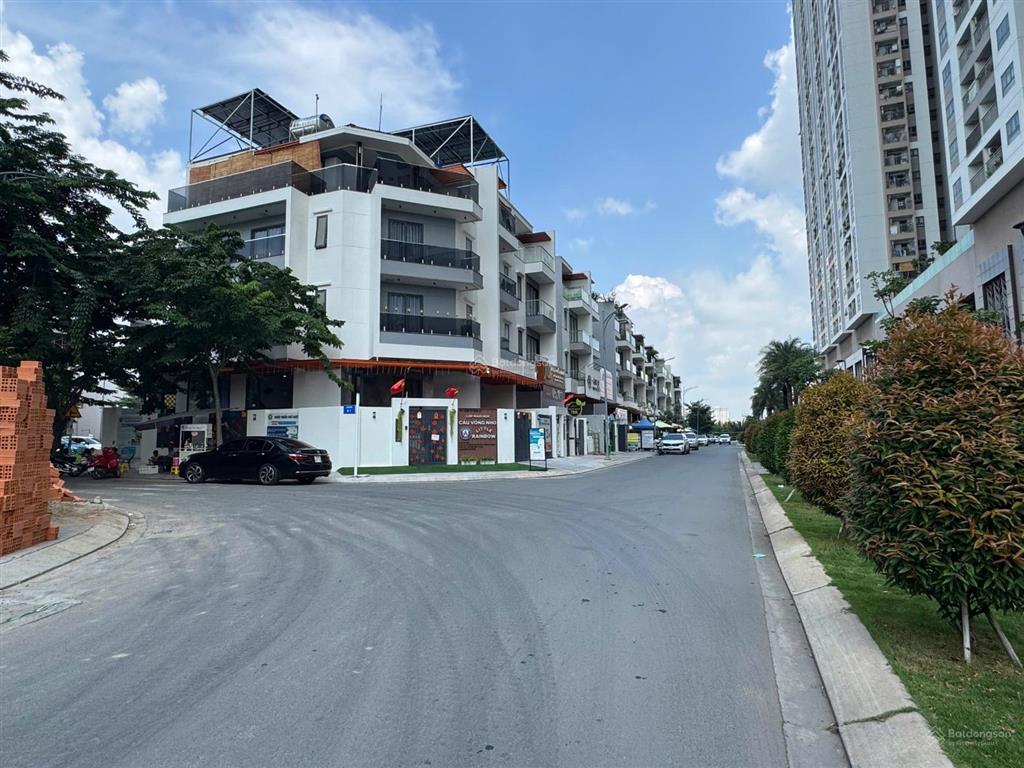 Lô đất chính chủ ngay q7 saigon riverside đào trí q7 đất nền 5x18m giá 7 tỷ/lô  0934 416 ***