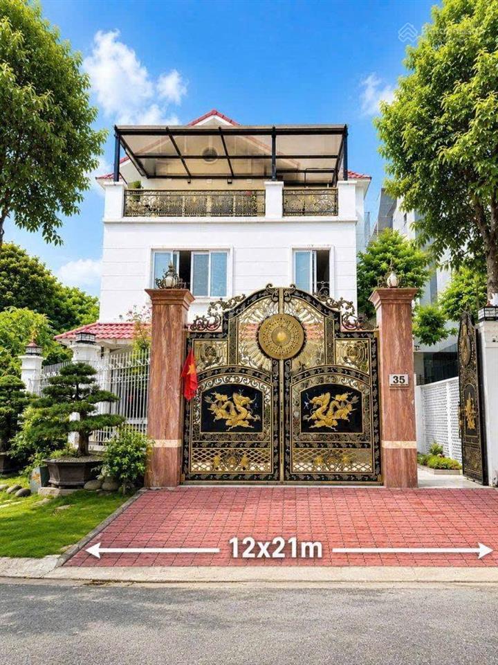 Ngộp ngân hàng bán nam phú villas trần trọng cung, biệt thự góc đơn lập góc view sông, ib giá tốt
