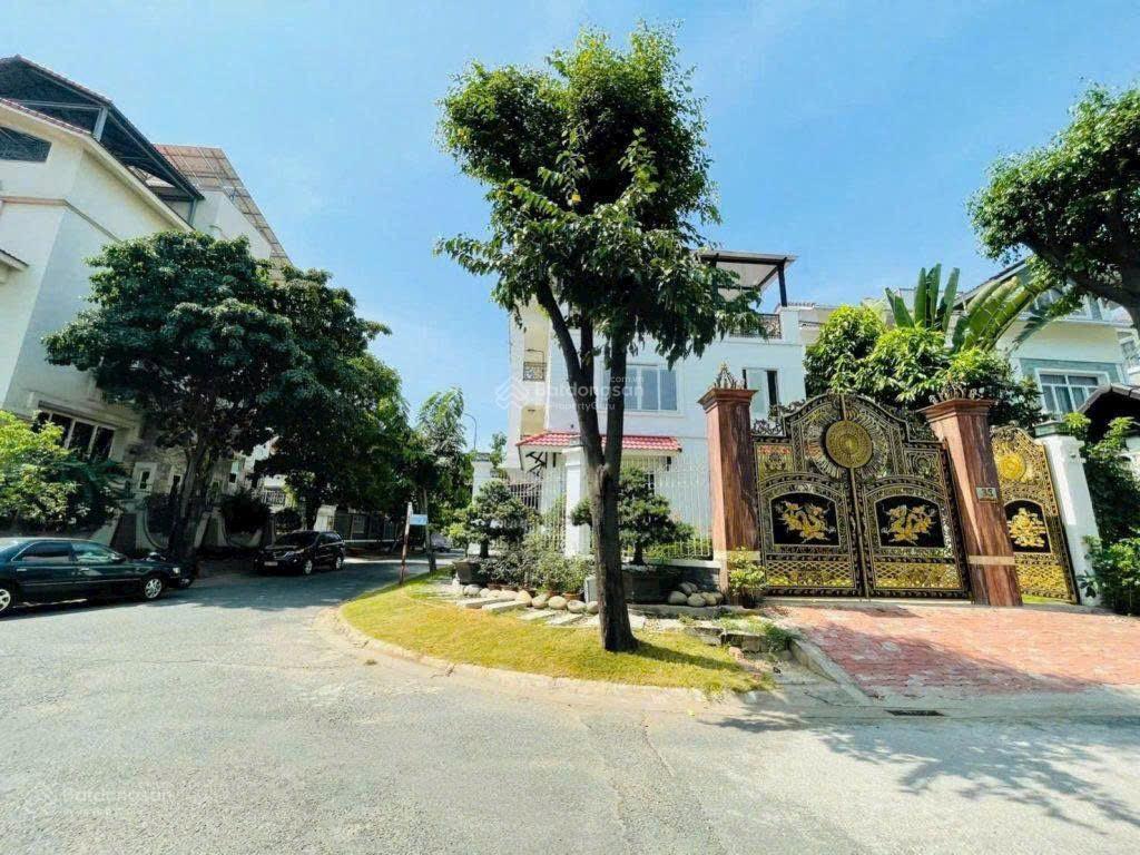 Ngộp ngân hàng bán nam phú villas trần trọng cung, biệt thự góc đơn lập góc view sông, ib giá tốt