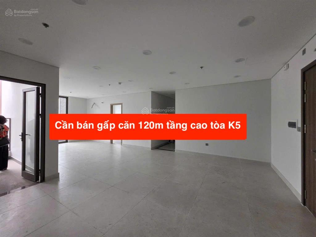 Bán gấp căn 120m tầng cao tòa k5 nhận nhà ở ngay, giá tốt