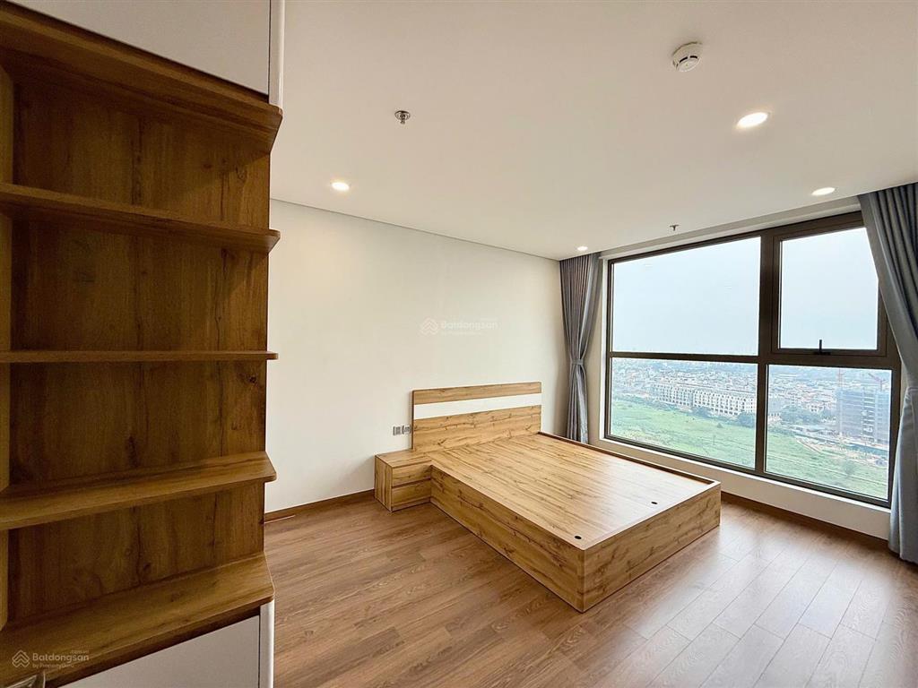 Chuyển nhà cần bán căn 3pn 101m không đối rác, tầng cao đẹp, bán nhanh để giá tốt