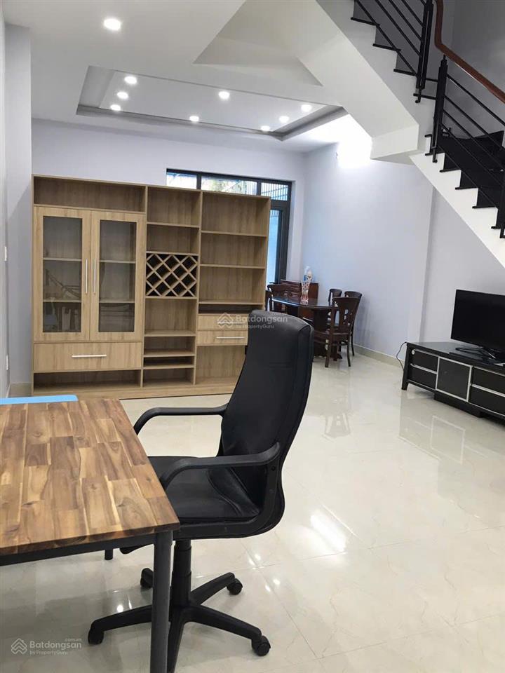 Bán gấp nhà mới 2 mặt hẻm song hành ql22 & ql22  có sẵn hợp đồng thuê 15tr/tháng