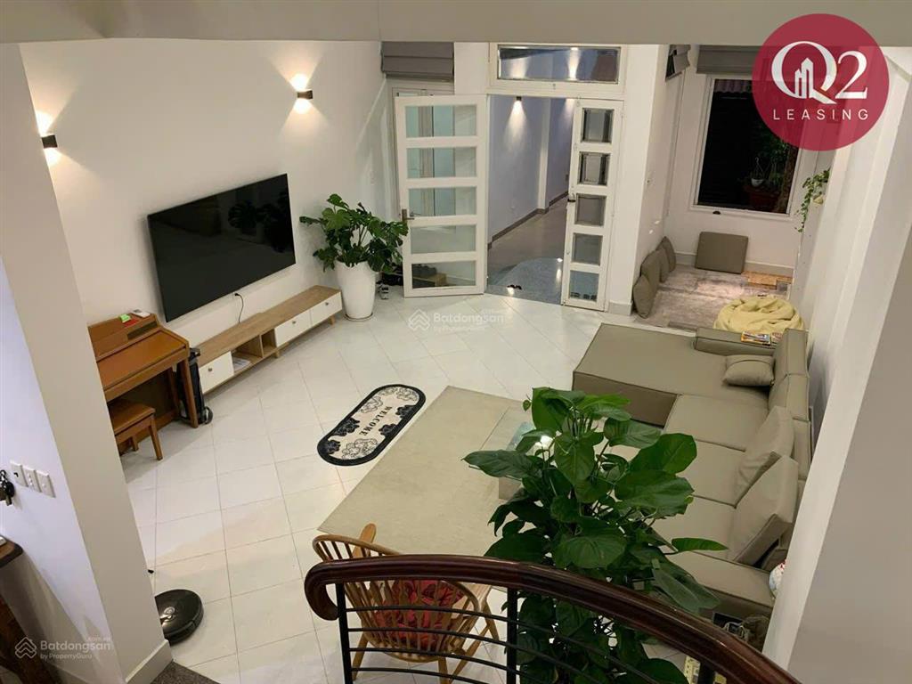 Bán nhà thảo điền có sân vườn đẹp, diện tích 120m2, xe hơi về đến nhà, có chỗ đậu xe, sẵn sổ 23.5tỷ