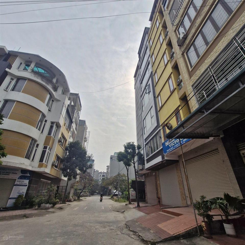 Bán nhà vạn phúc  hà đông. dt 77m2  mt 5.5m  7t thang máy  thông sàn vị trí làm văn phòng