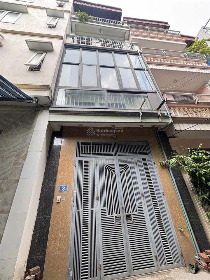 Ngay ga phùng khoang ô tô 60m2 5 tầng giá 10.9tỷ là vào việc. vị trí đẹp. sổ sẵn. pháp lý chuẩn