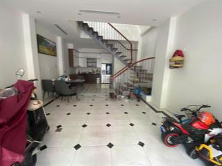 Giảm 2 tỷ bán nhanh liền kề mỗ lao
nhà đẹp ở ngay.
dt 50m2, 5 tầng, mặt tiền 5m
alo 0946 863 ***