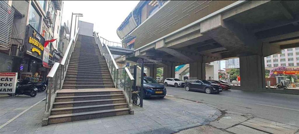 Vị trí đẹp quận hà đông lô góc 4 mặt thoáng mặt tiền khủng siêu hiếm
55m mt 10m.