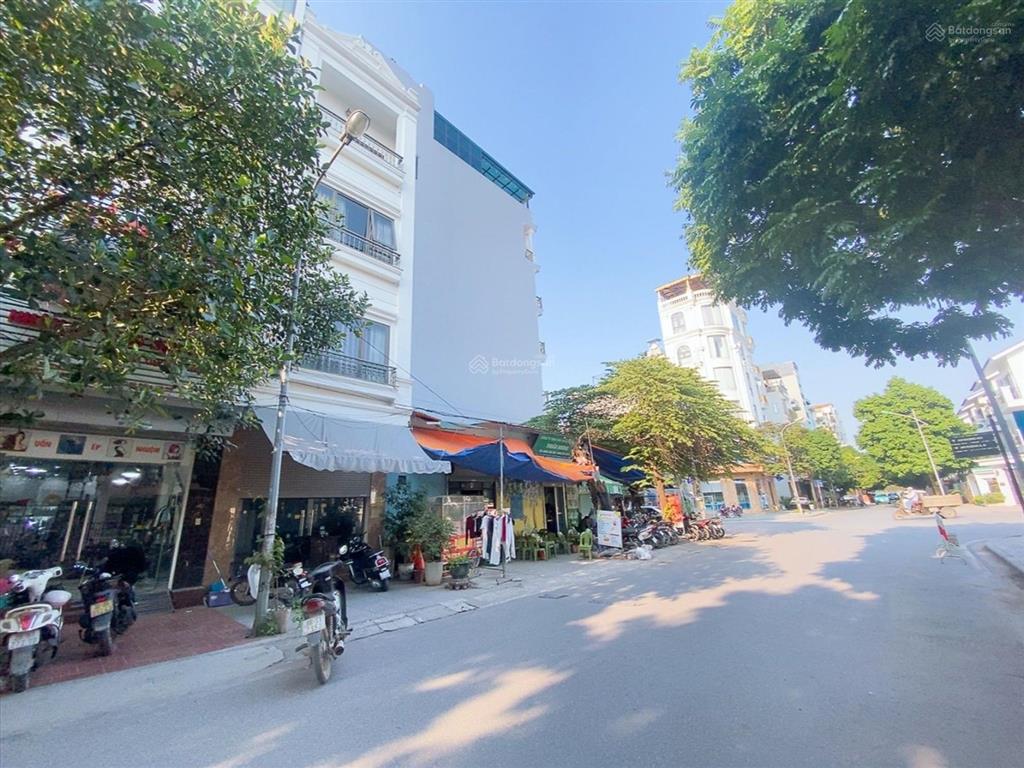 Mặt phố ở dương nội vị trí vàng kinh doanh đỉnh giá tốt! diện tích 50m2  mặt tiền 4m, 5t