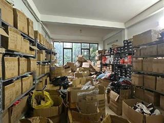 Phân lô dương nội 6 tầng ô tô kinh doanh nhìn ra aonmall.