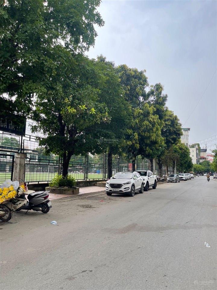 Mảnh đất hiếm thông số vàng không quy hoạch 95m2 mt 7m đường 15m đối diện sân bóng