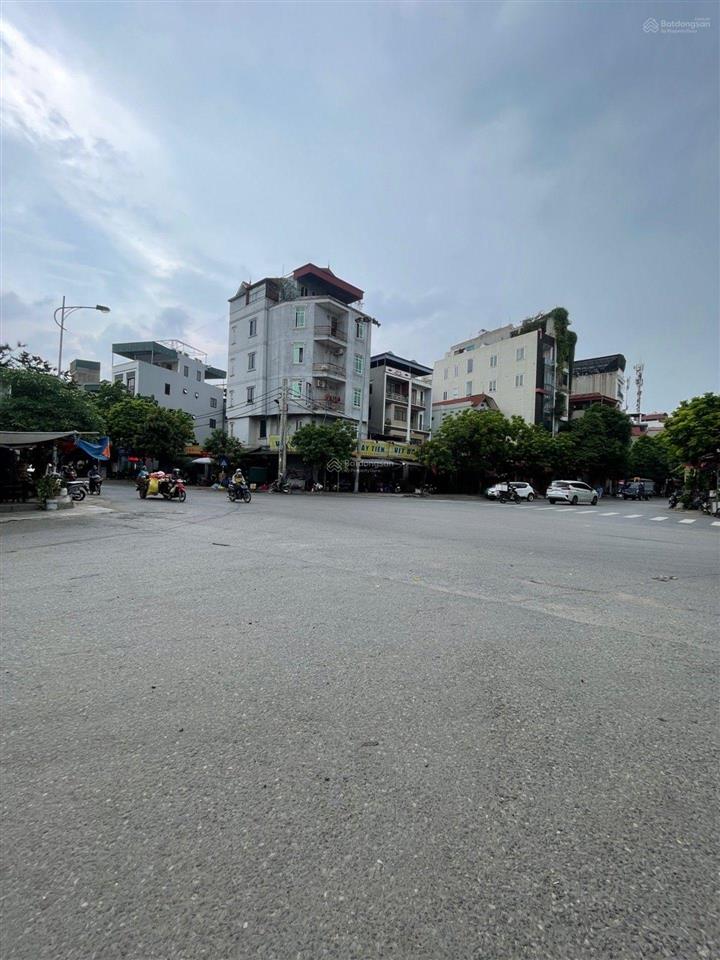 Mảnh đất hiếm thông số vàng không quy hoạch 95m2 mt 7m đường 15m đối diện sân bóng