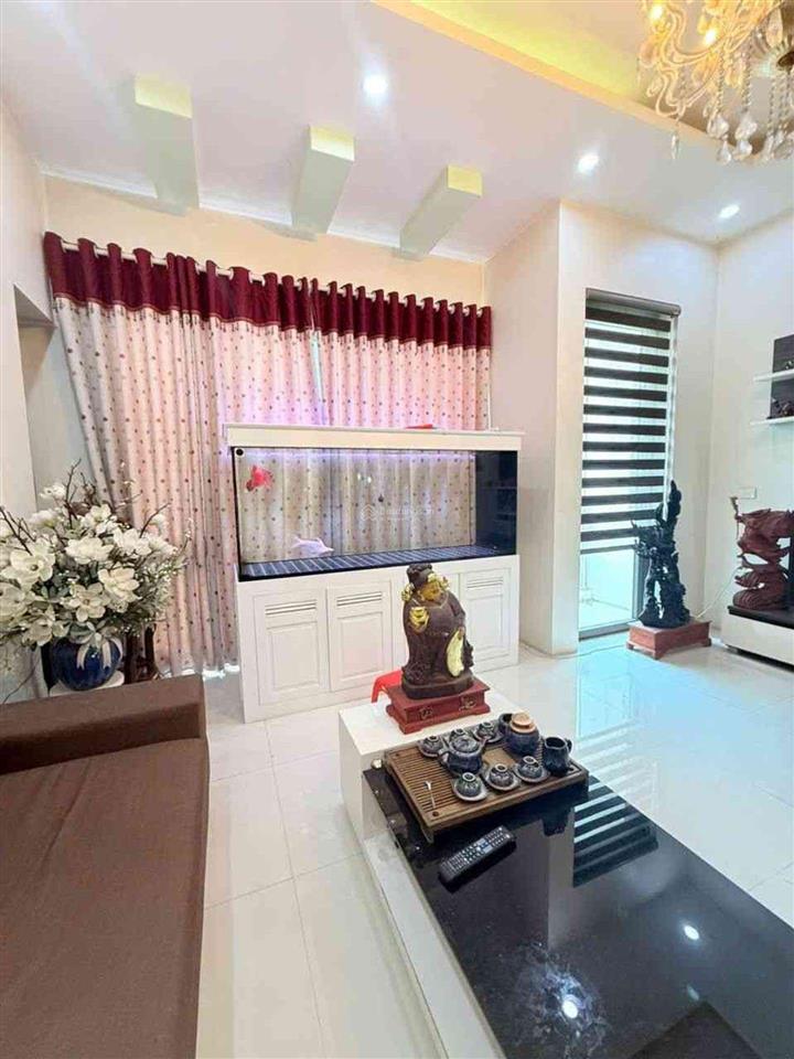 Phân lô xa la vỉa hè 2 ô tô tránh hiếm hàng. diện tích 56m, 6 tầng, mặt tiền 5m cực đẹp