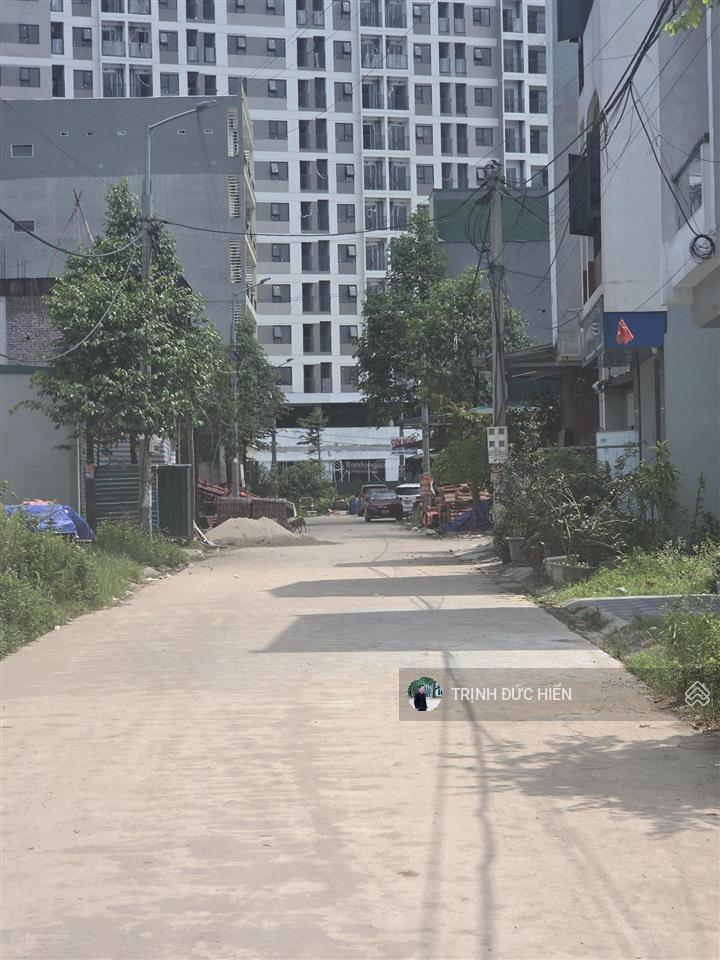 Bán đất đẹp ven kcn việt yên, vị trí trung tâm sổ đỏ 72m2 kinh doanh được luôn giá từ 2.x tỷ