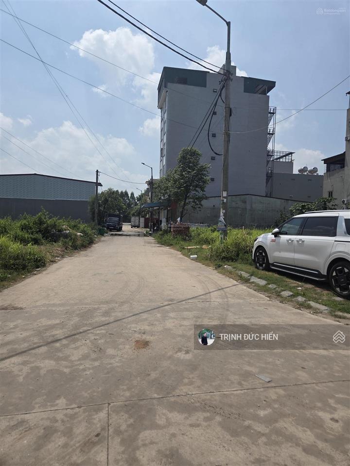 Bán đất đẹp ven kcn việt yên, vị trí trung tâm sổ đỏ 72m2 kinh doanh được luôn giá từ 2.x tỷ