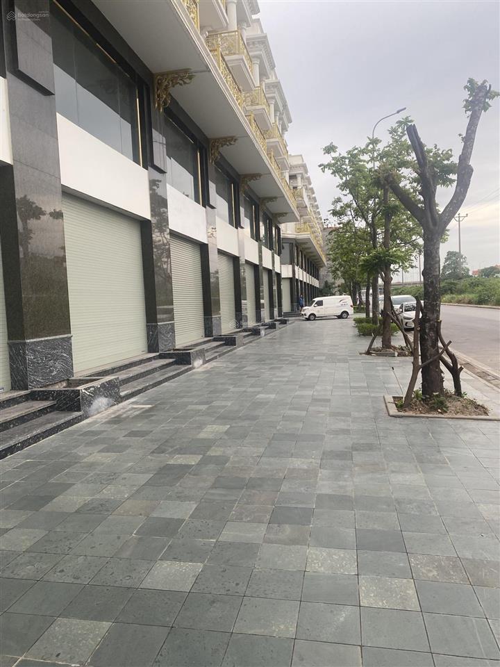 Nhà phố nam đuống 75m2 x 5 tầng, 2 mặt tiền  kinh doanh, mặt đường lớn, giá 22tỷ