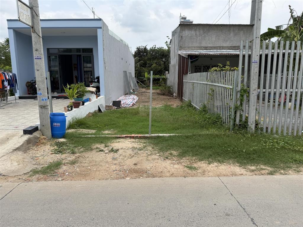 Mt nguyễn thị chiên, sát bên thị trấn củ chi