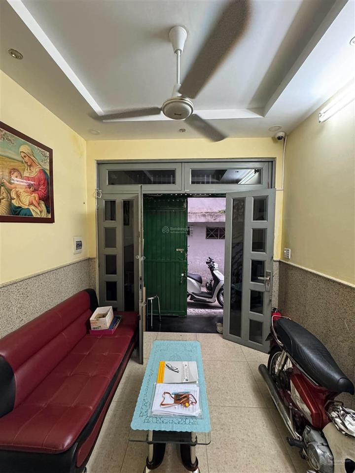 Nhà lê văn sỹ phú nhuận, ngang 3m, gần 30m2  4 tầng btct  4pn  sổ vuông, nhỉn 5 tỷ
