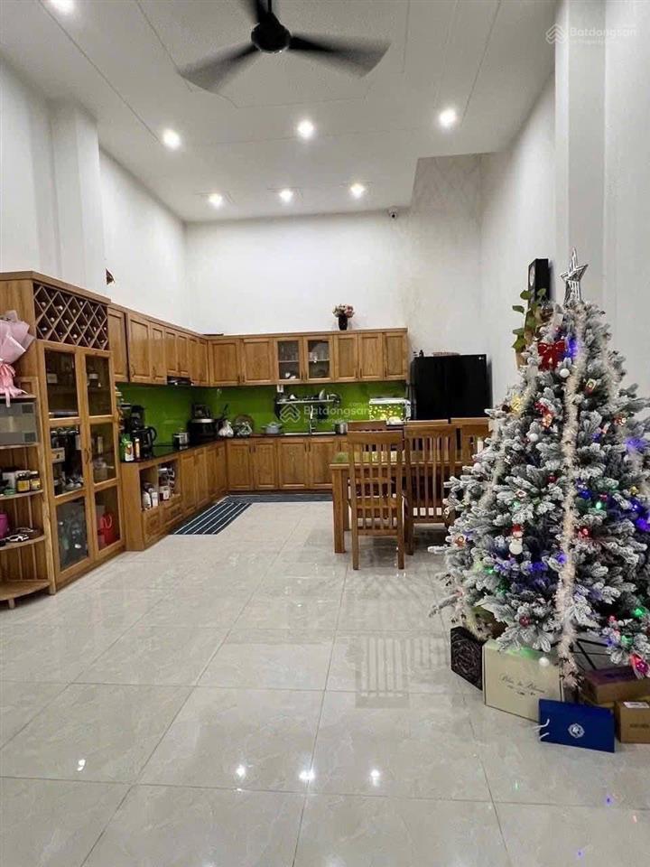 Bán nhà 3tầng đường rộng vỉa hè xô viết nghệ tĩnh p. thắng tam tp. vũng tàu giá 9,5 tỷ tl