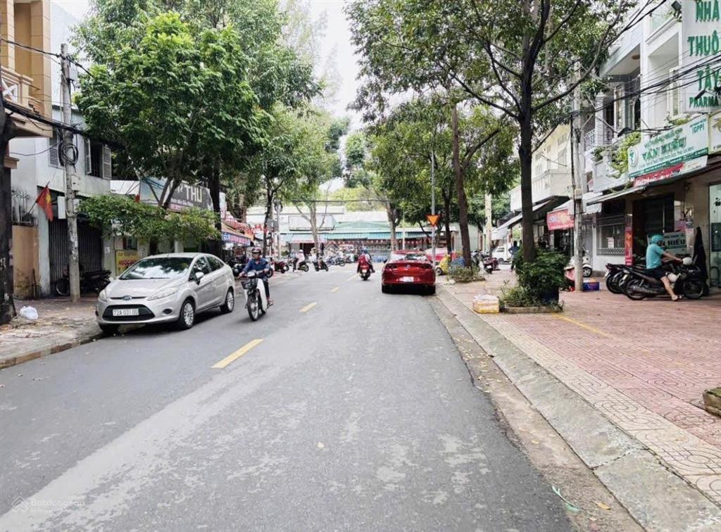 Bán nhà mặt tiền nguyễn văn trỗi, p4, vũng tàu vị trí cực đẹp hiếm có người bán giá 12 tỷ tl
