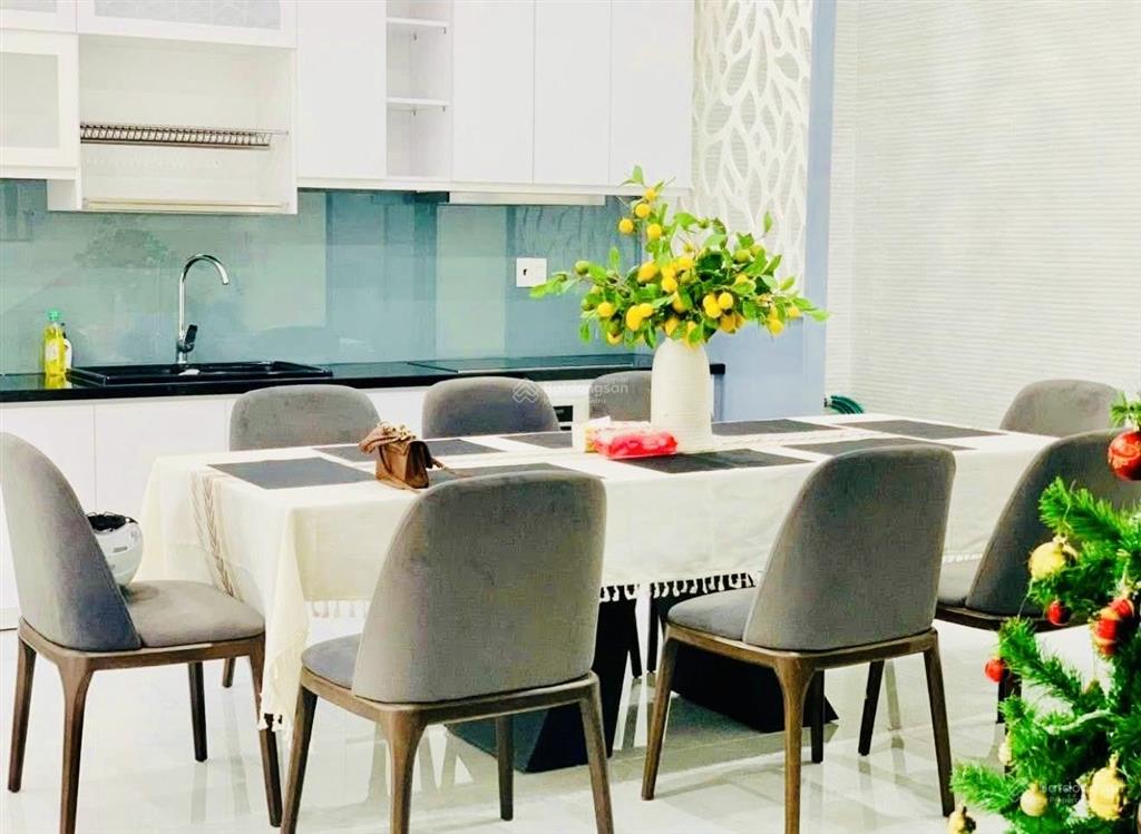 Bán nhà đẹp hẻm thông bàn cờ gần biển bãi sau tp. vũng tàu. giá 14,8 tỷ tl. gđ xây ở tâm huyết