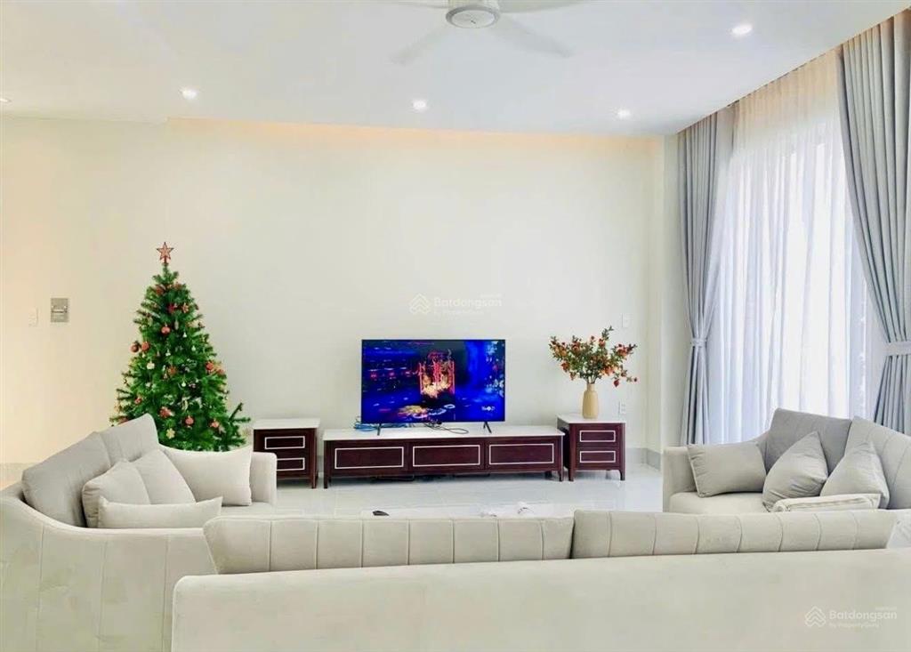 Bán nhà đẹp hẻm thông bàn cờ gần biển bãi sau tp. vũng tàu. giá 14,8 tỷ tl. gđ xây ở tâm huyết