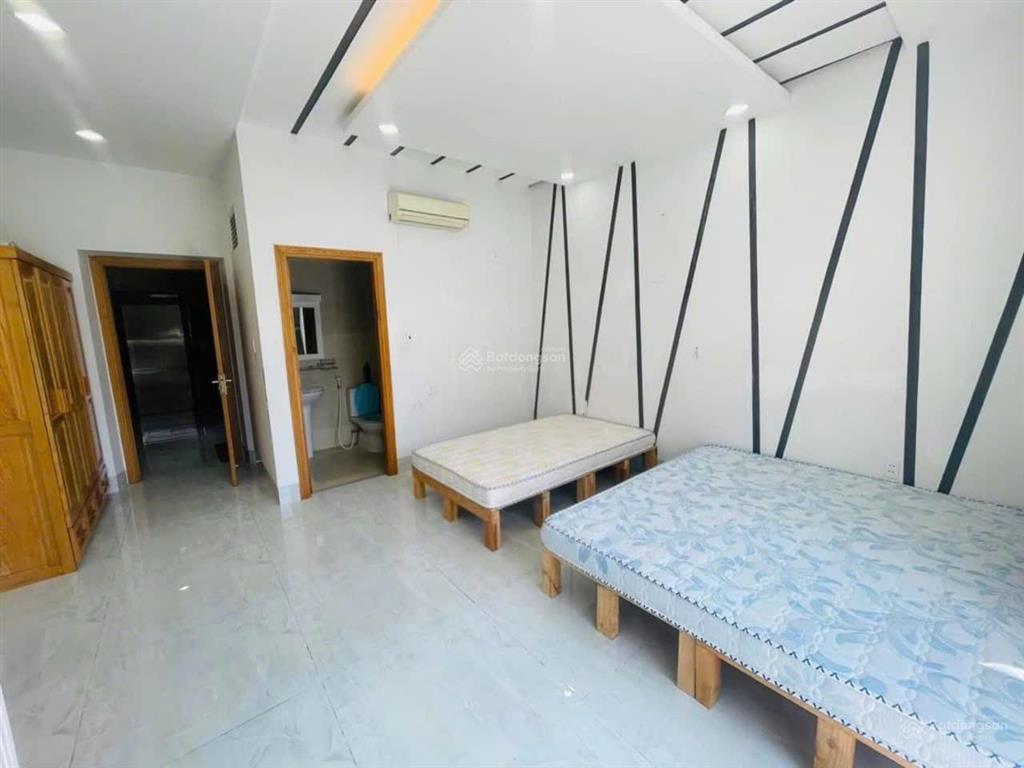 Bán nhà 1 trệt 3 lầu có thang máy ngay đầu hẻm 6m phan chu trinh p.2 vũng tàu. gần bờ hồ gần biển