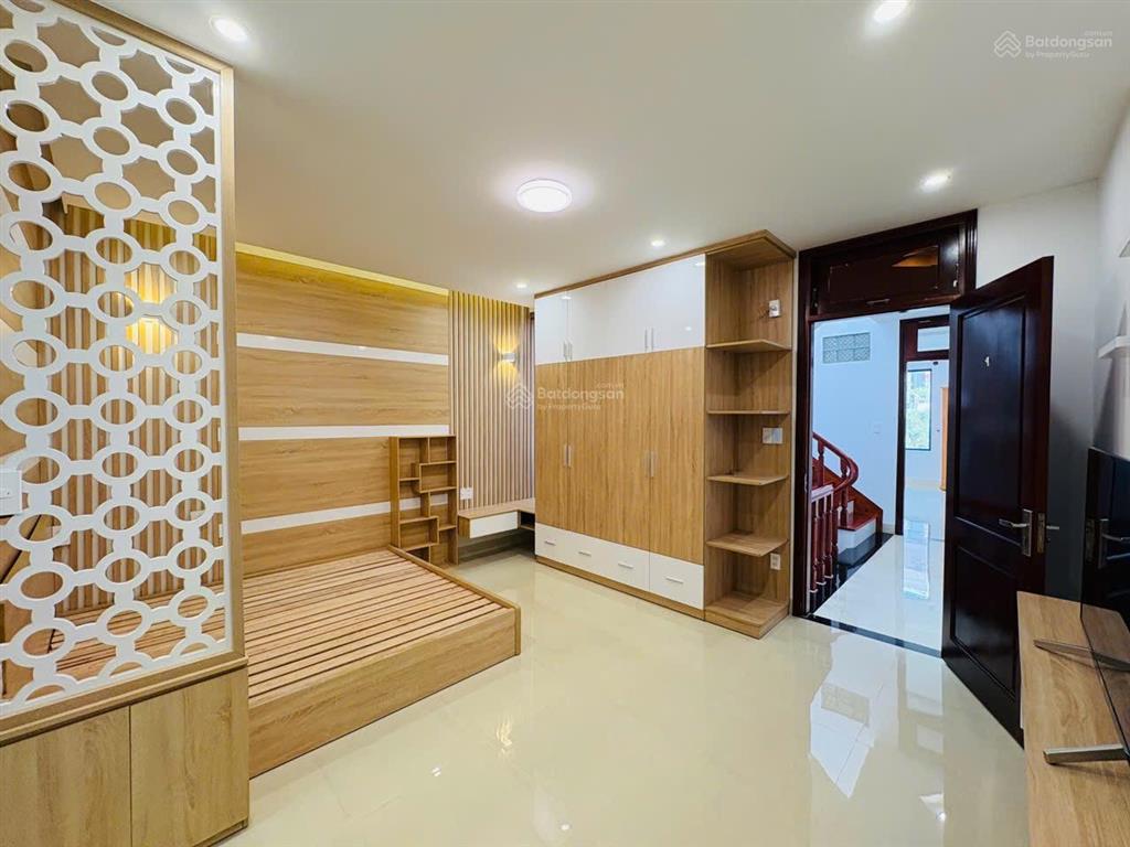 Bán nhà đẹp 3 lầu hẻm 2 ô tô bình giã, p8, vũng tàu, giá 9,3 tỷ tl