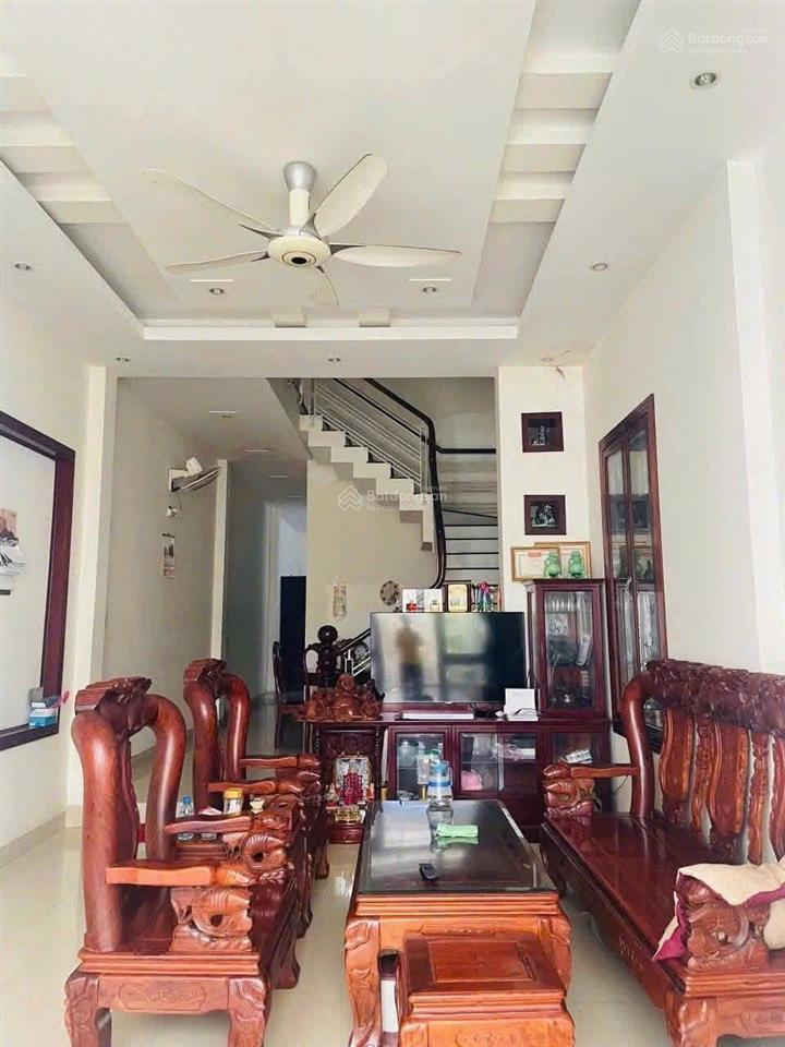 Bán nhà 3 lầu mặt tiền nội bộ hồ quý ly đi bộ ra biển bãi sau vũng tàu giá 13,9 tỷ