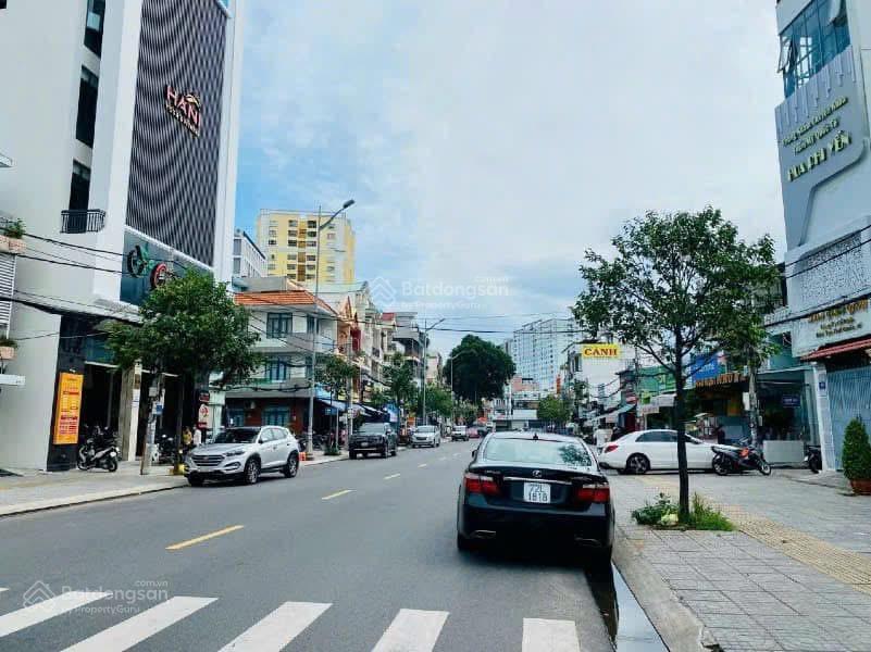 Bán nhà 1t4l mặt tiền ba cu p. 4 tp. vt đang cho thuê 30 triệu. hoàn công đầy đủ. giá 21 tỷ tl