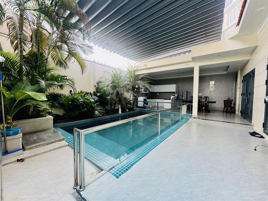 Cho thuê biệt thự hồ bơi sân vườn rộng gần bờ hồ bàu sen 6pn full nội thất giá 35 triệu