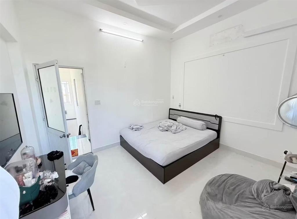 Bán nhà 2 tầng hẻm xe hơi vào gần tại hoàng hoa thám p. 2 vũng tàu giá 4,8 tỷ tl