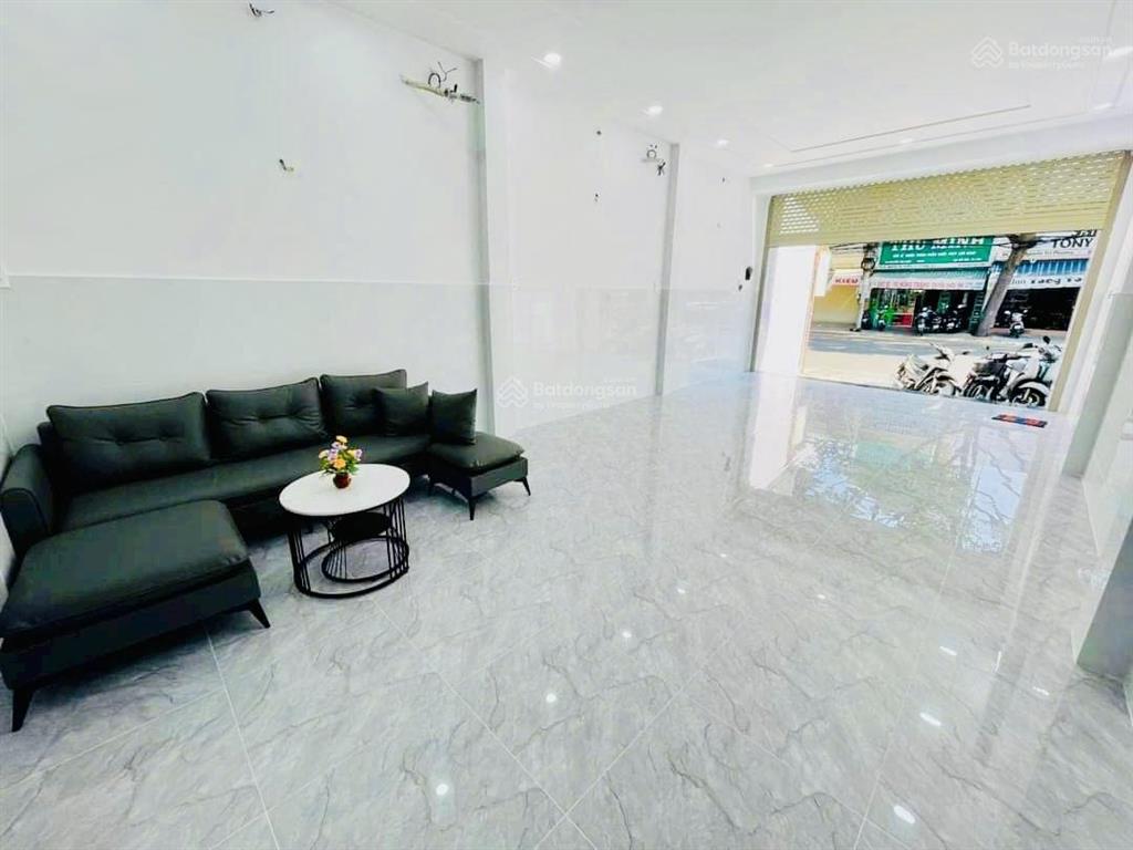 Bán nhà mặt tiền nguyễn tri phương, p7, vt xây 3 lầu vị trí buôn bán cực tốt. giá 17,5 tỷ tl