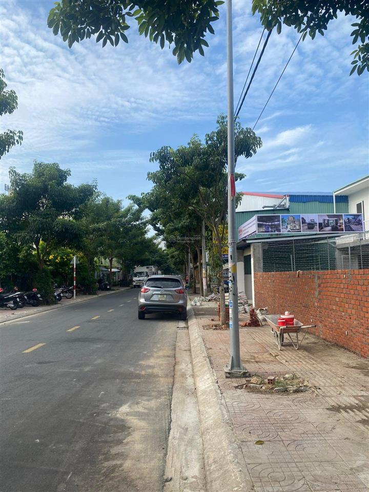 Bán 1160m2 đất mặt tiền nguyễn thị minh khai, p8 gần biển bãi sau tp. vt, giá 70 tỷ còn tl