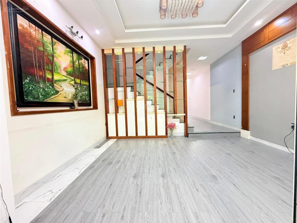 Bán nhà 1t2l mặt tiền hùng vương p. 4 vt giá 12,5 tỷ tl vị trí đẹp buôn bán kd sầm uất