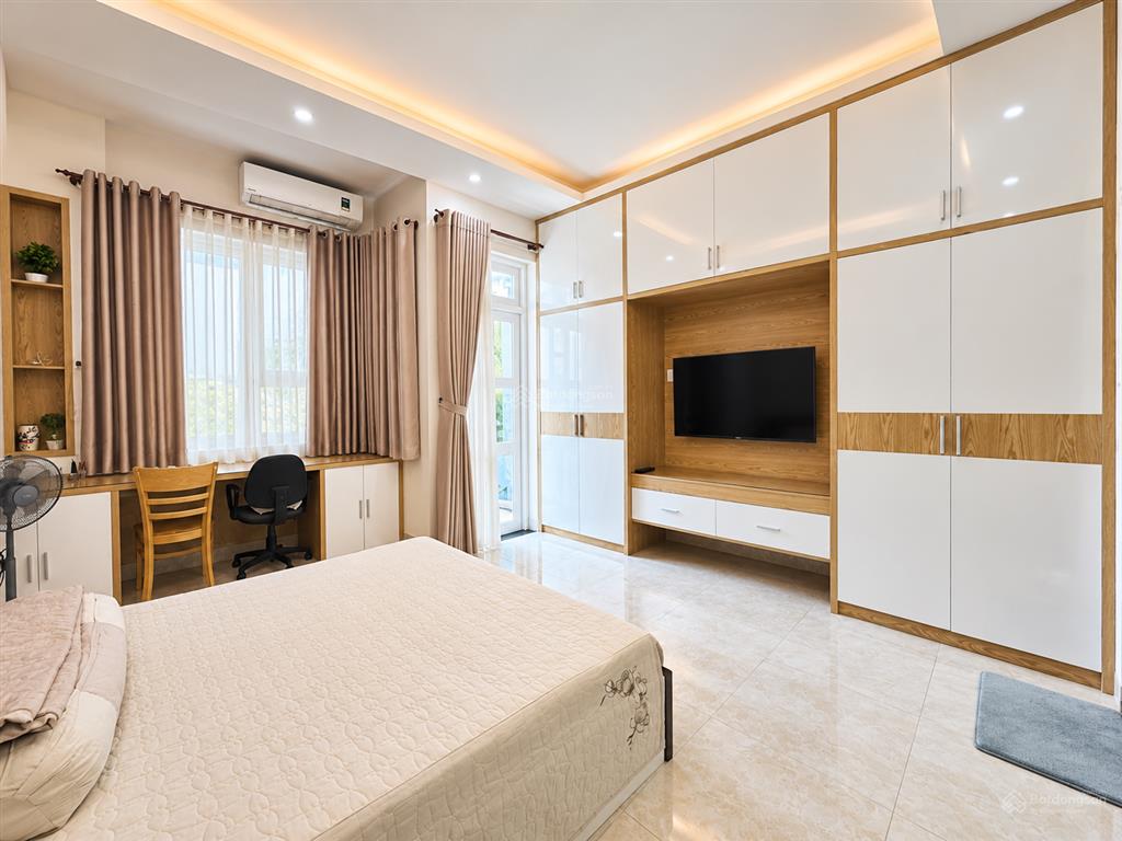 Bán nhà 4 tầng mặt tiền hàn mặc tử, thành phố vũng tàu, gia đình xây ở tâm huyết. giá 9,5 tỷ