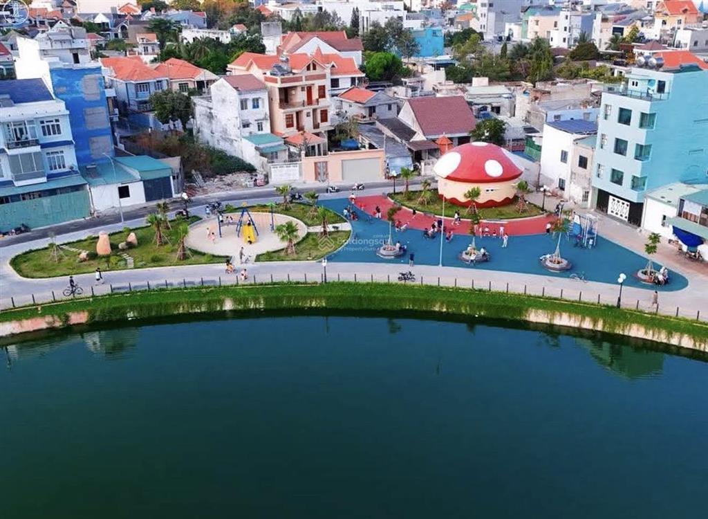Bán nhà 3 lầu sát bờ hồ võ thị sáu vũng tàu. vị trí cực đẹp đường rộng gần biển