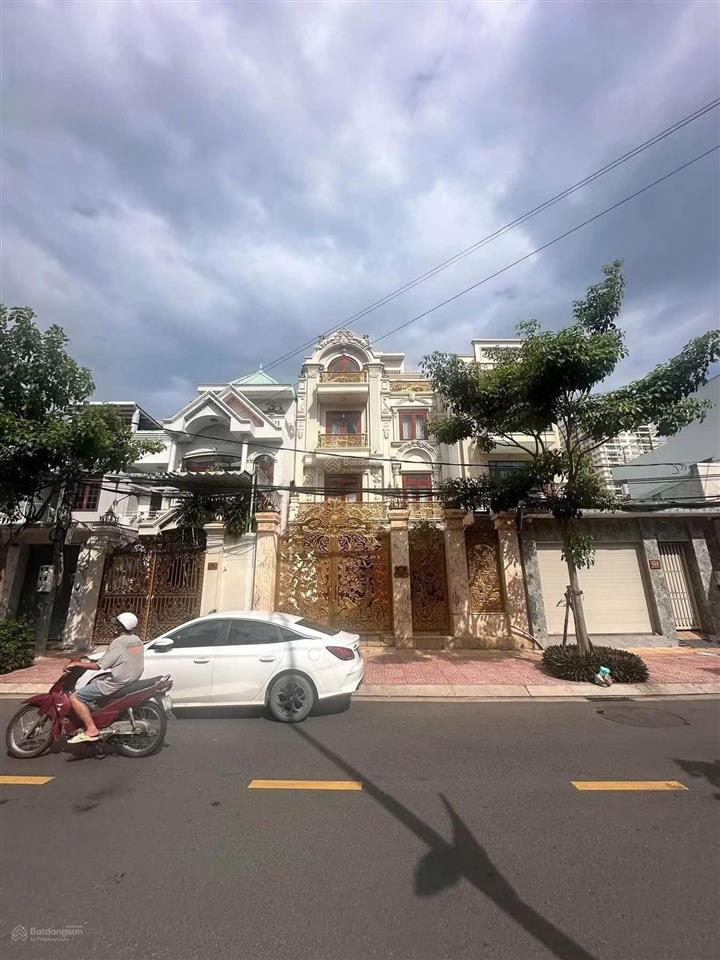 Bán nhà mặt tiền chu mạnh trinh vũng tàu gia chủ xây đẹp tâm huyết. giá 22,5 tỷ