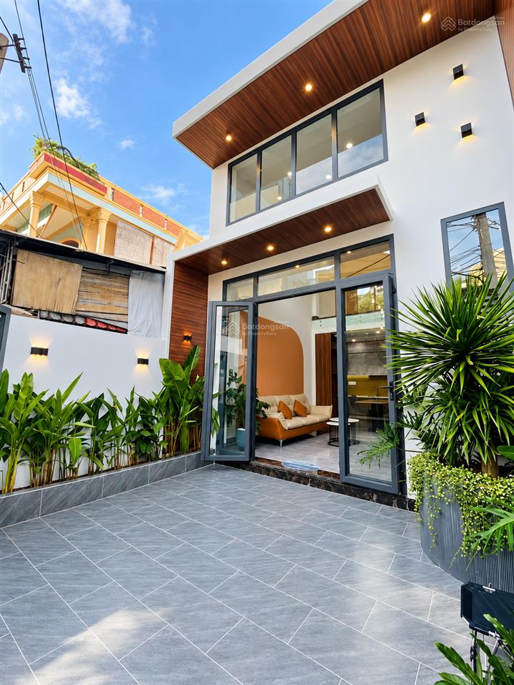 Bán nhà đẹp mặt tiền phạm thế hiển tp vũng tàu giá cực tốt 7,5 tỷ tl