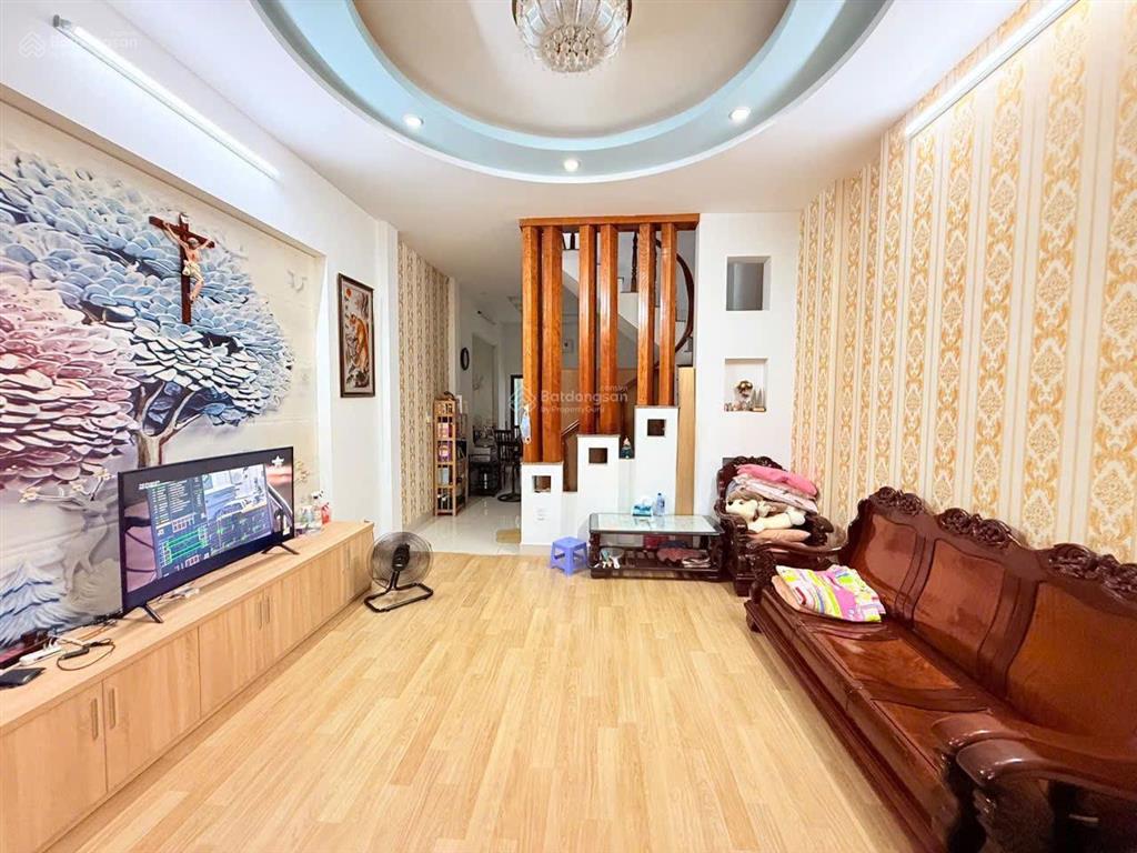 Bán nhà lê lợi tp vũng tàu gđ xây 3 tầng tâm huyết. giá 6,5 tỷ còn bớt