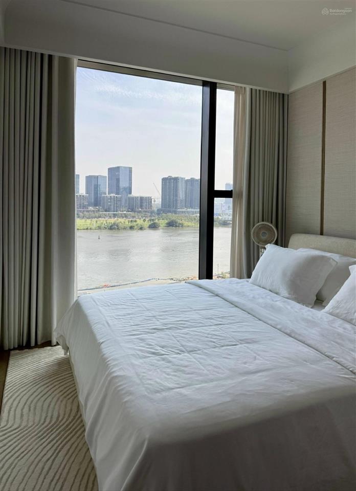 Một trong những căn 2pn giá tốt grand marina saigon 89m2, view sông, giá chỉ 59 triệu/tháng