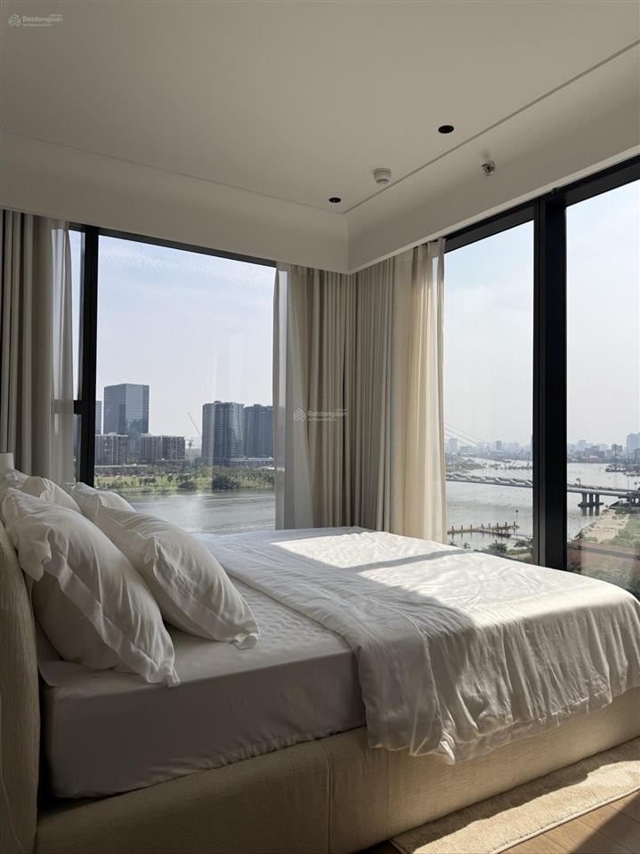 Một trong những căn 2pn giá tốt grand marina saigon 89m2, view sông, giá chỉ 59 triệu/tháng