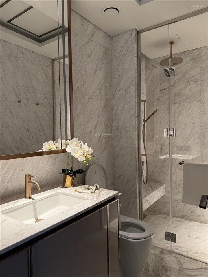 Một trong những căn 2pn giá tốt grand marina saigon 89m2, view sông, giá chỉ 59 triệu/tháng