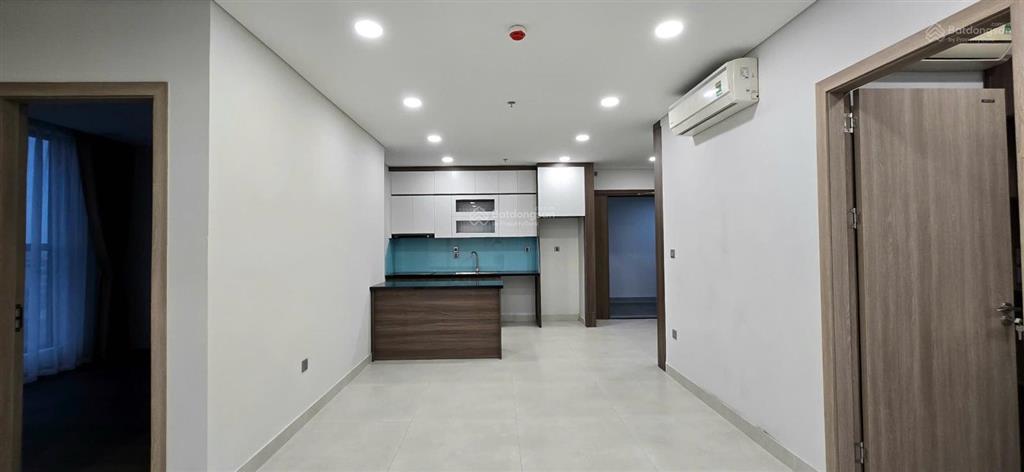 Bán gấp căn góc rẻ nhất giá 8,150 tầng trung đẹp sẵn sổ đỏ toà k3