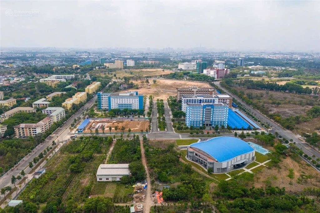 Bán lô góc 2 mặt tiền đường ống nước vị trí sát ktx khu b đh quốc gia. xây căn hộ dịch vụ cực đep