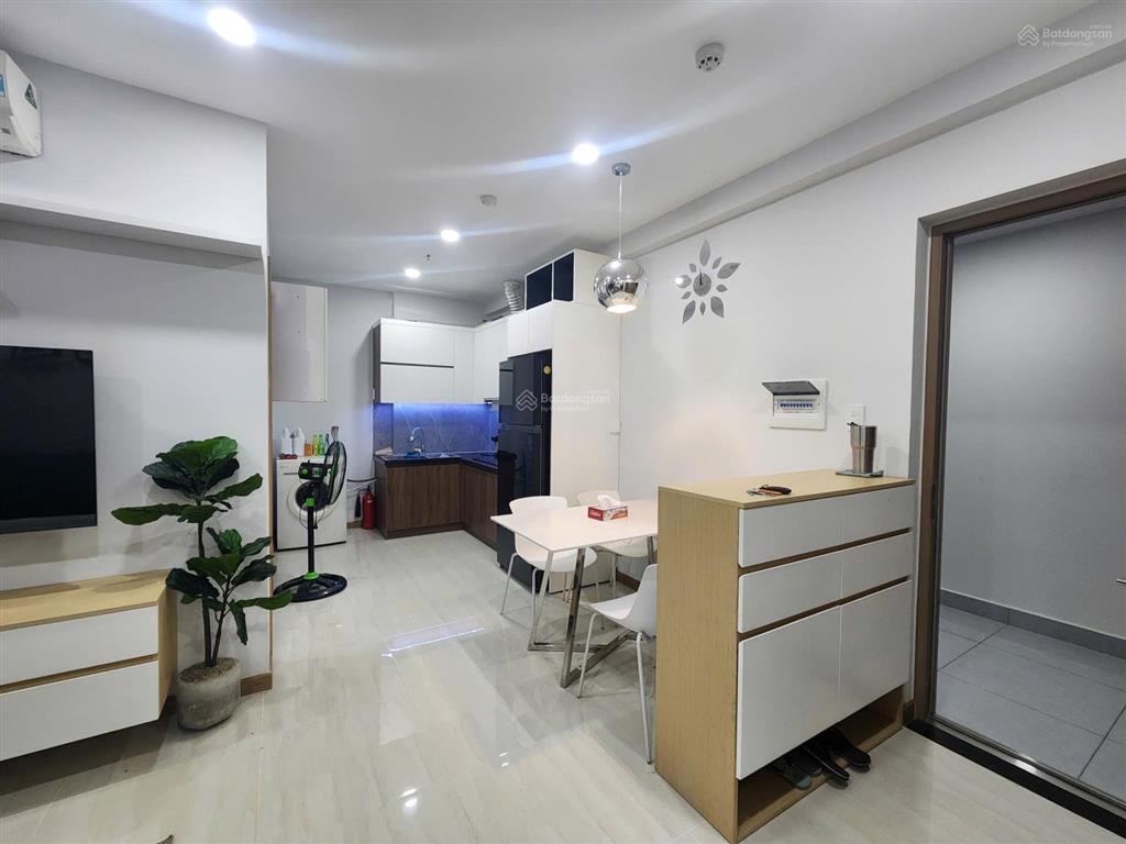 Cần bán căn góc ngoại khu full nội thất bcons bee 55m2