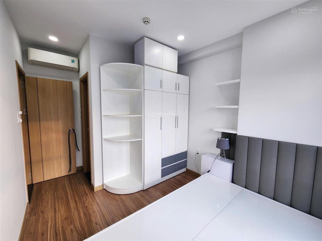 Cần bán căn góc ngoại khu full nội thất bcons bee 55m2