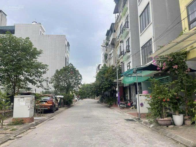 CẮT LỖ BÁN GẤP MẢNH ĐẤT BÌNH YÊN HÒA LẠC VIEW HỒ KINH DOANH SÁT QL21, 128M2 MMT7M CHỈ 2.6 TỶ